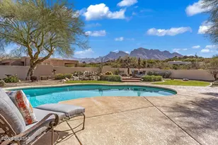1153 W Saddlehorn Dr, Oro Valley, AZ 85704 - Photo 1
