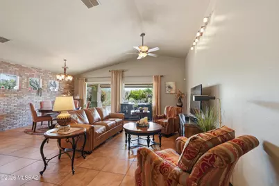 5370 W Arid Canyon Drive, Marana, AZ 85658 - Photo 9