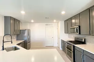 8010 S Golden Bell Dr, Tucson, AZ 85717 - Photo 7