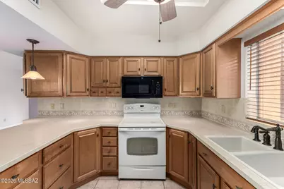 810 N Camino Santiago #31, Tucson, AZ 85745 - Photo 9