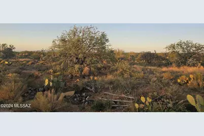 14907 S Carlburg Avenue S #203, Tucson, AZ 85736 - Photo 1