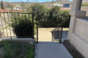 219 W Loma St, Nogales, AZ 85621 - Photo 3