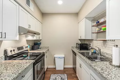 5500 N Valley View Road #218, Tucson, AZ 85718 - Photo 7