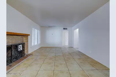 6260 E 2nd Street, Tucson, AZ 85711 - Photo 3