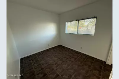 2419 N Geronimo Avenue #C, Tucson, AZ 85705 - Photo 11