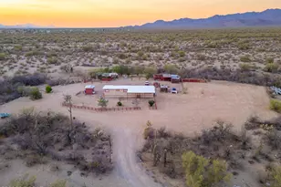 9160 W Lazy Be Pl, Tucson, AZ 85735 - Photo 3