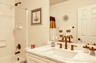 2360 W Golden Hills Rd, Tucson, AZ 85745 - Photo 29