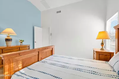 1908 E Cliff Swallow Trail, Green Valley, AZ 85614 - Photo 17