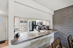 7778 E Kenyon Dr, Tucson, AZ 85710 - Photo 13