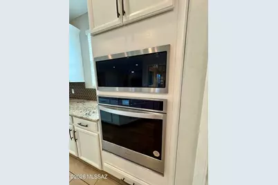 9709 E Holbert Trail, Tucson, AZ 85747 - Photo 11