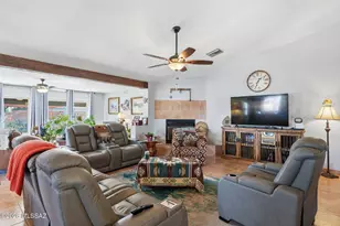 901 W Paseo Del Cilantro, Green Valley, AZ 85614 - Photo 7