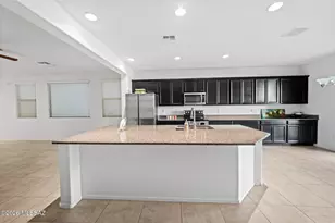 6685 E Via Boca Chica, Tucson, AZ 85756 - Photo 13