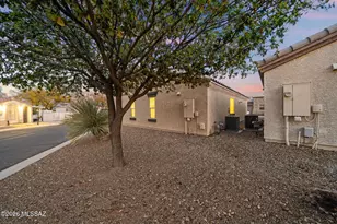1340 W Vuelta Las Campanas, Sahuarita, AZ 85629 - Photo 23