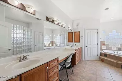 10427 E Blue Sky Vista, Hereford, AZ 85615 - Photo 17