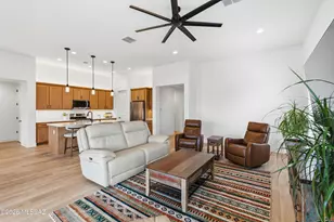 1774 E Wintergreen Dr, Green Valley, AZ 85614 - Photo 11