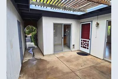 8434 E Brookside Lane, Tucson, AZ 85710 - Photo 5
