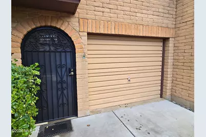 8434 E Brookside Lane, Tucson, AZ 85710 - Photo 3