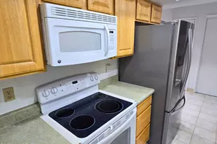 8434 E Brookside Ln, Tucson, AZ 85710 - Photo 7