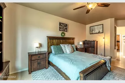 8861 E Windflower Drive, Tucson, AZ 85715 - Photo 17