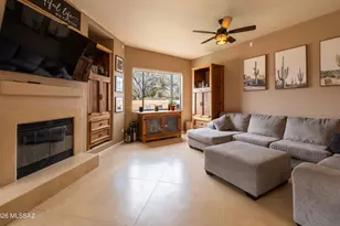 8861 E Windflower Dr, Tucson, AZ 85715 - Photo 11