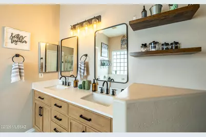 8861 E Windflower Drive, Tucson, AZ 85715 - Photo 21