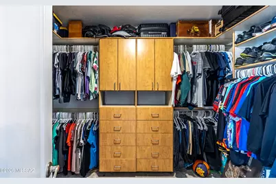 8861 E Windflower Drive, Tucson, AZ 85715 - Photo 23