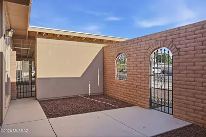 7611 E Waverly Street, Tucson, AZ 85715 - Photo 15