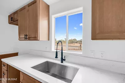 12220 N Kalama Ci Circle, Marana, AZ 85653 - Photo 9