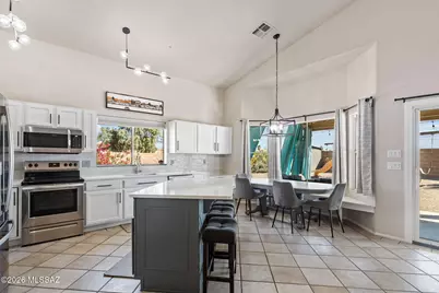7767 W Bodie Road, Tucson, AZ 85743 - Photo 13