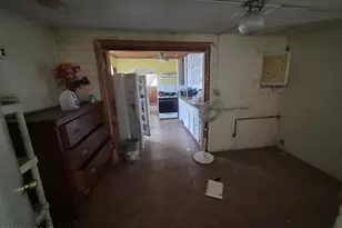 242 E Jacinto St, Tucson, AZ 85705 - Photo 29