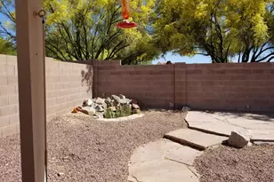 2614 W Cezanne Cir, Tucson, AZ 85741 - Photo 11