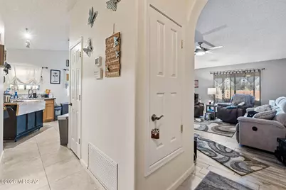 9001 E Desert Aire Street, Tucson, AZ 85730 - Photo 5