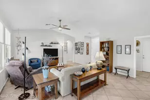 9342 N Wishing Star Dr, Tucson, AZ 85743 - Photo 9