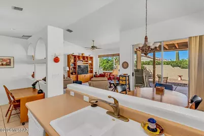 6039 W Ten Star Drive, Tucson, AZ 85713 - Photo 11