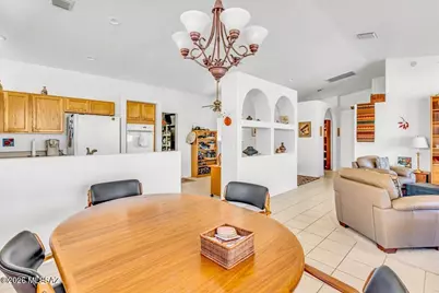 6039 W Ten Star Drive, Tucson, AZ 85713 - Photo 9