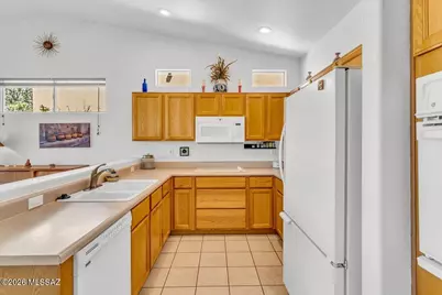 6039 W Ten Star Drive, Tucson, AZ 85713 - Photo 15