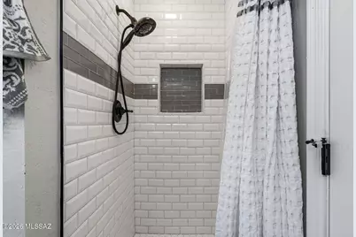 1631 W Sunridge Drive, Tucson, AZ 85704 - Photo 31