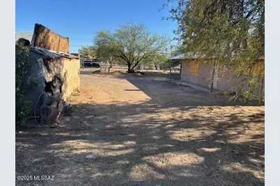 245 E Mohave Road, Tucson, AZ 85705 - Photo 9