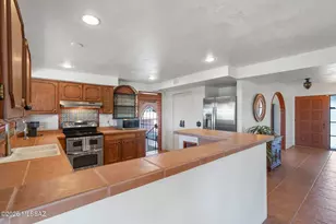 9151 N Riviera Dr, Oro Valley, AZ 85704 - Photo 19