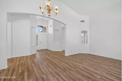 7463 N Bradstreet Drive, Tucson, AZ 85743 - Photo 9