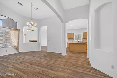 7463 N Bradstreet Drive, Tucson, AZ 85743 - Photo 5