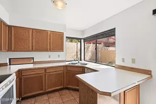 200 E Ridgeland St, Oro Valley, AZ 85737 - Photo 13