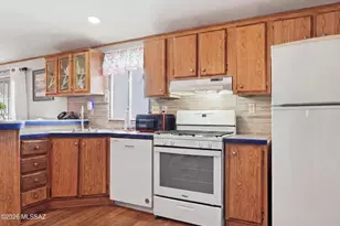 2121 S Pantano Rd, Tucson, AZ 85710 - Photo 5