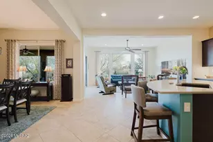 902 N Broken Hills Dr, Green Valley, AZ 85614 - Photo 13