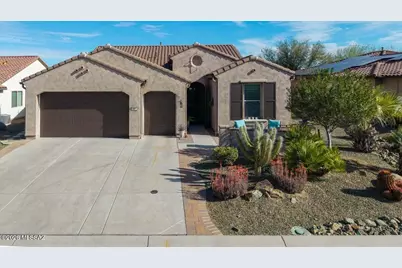 902 N Broken Hills Drive, Green Valley, AZ 85614 - Photo 5