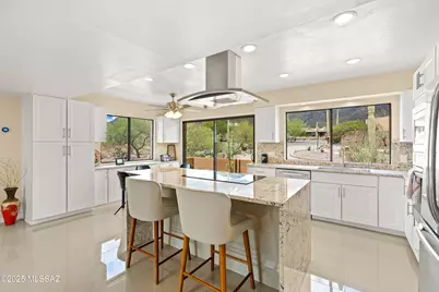 6801 N Green Mountain Place, Tucson, AZ 85718 - Photo 13