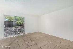 2351 S Thomas Dr, Tucson, AZ 85710 - Photo 17