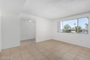 2351 S Thomas Dr, Tucson, AZ 85710 - Photo 9