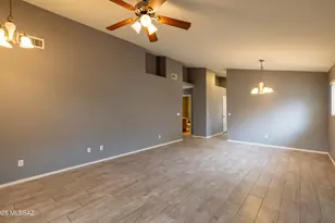 10571 E Carolina Willow Ln, Tucson, AZ 85747 - Photo 5