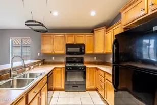 10571 E Carolina Willow Ln, Tucson, AZ 85747 - Photo 9